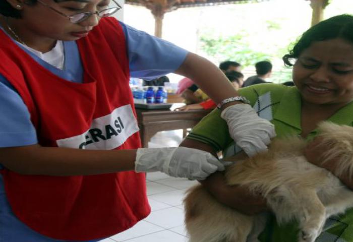 Pemkot Cegah Rabies Melalui Vaksinasi Rutin